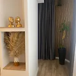 Modern & Cozy In The Heart Of The Apartamento