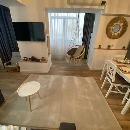 Modern & Cozy In The Heart Of The * Craiova