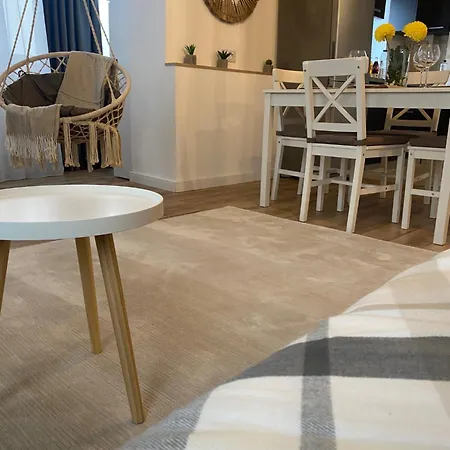 Modern & Cozy In The Heart Of The *