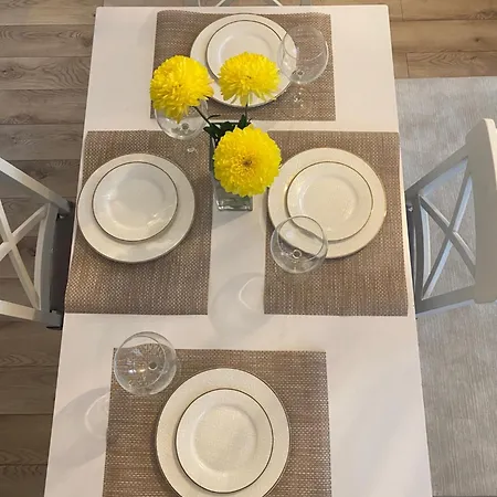 Modern & Cozy In The Heart Of The