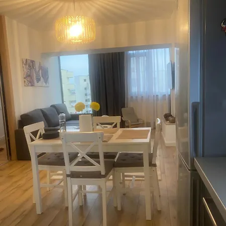 Modern & Cozy In The Heart Of The *