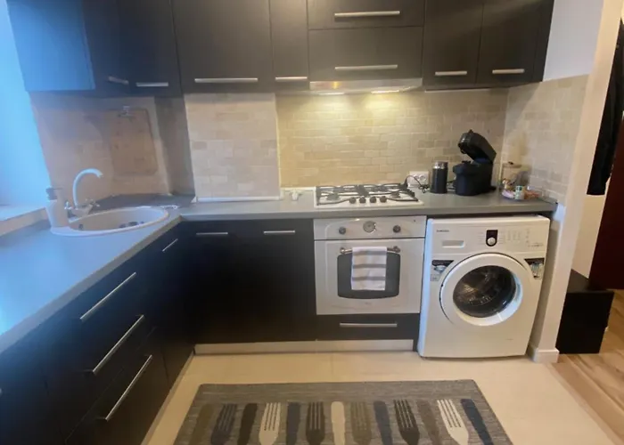 Modern & Cozy In The Heart Of The * Κραϊόβα