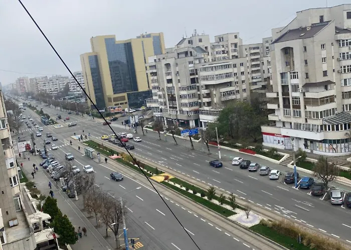 Modern & Cozy In The Heart Of The