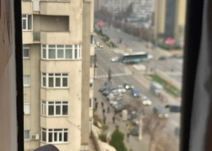 Modern & Cozy In The Heart Of The Διαμέρισμα