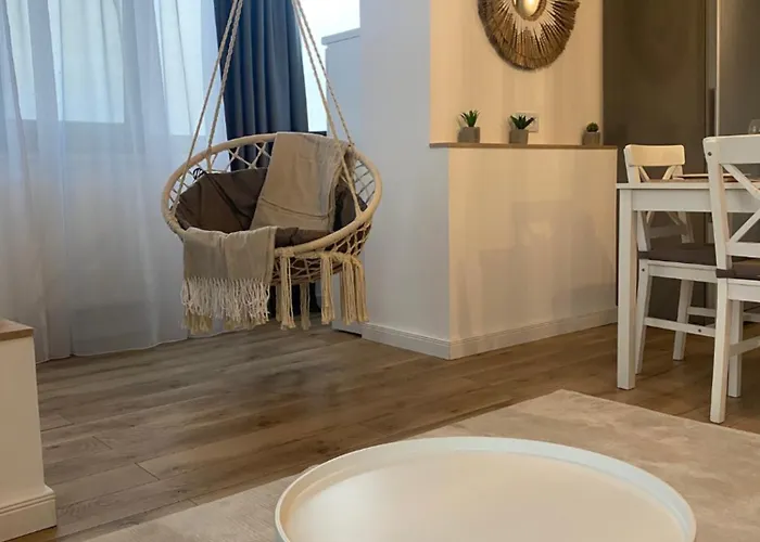 Modern & Cozy In The Heart Of The *