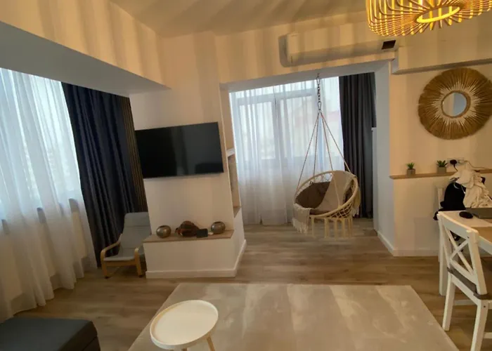 Modern & Cozy In The Heart Of The *